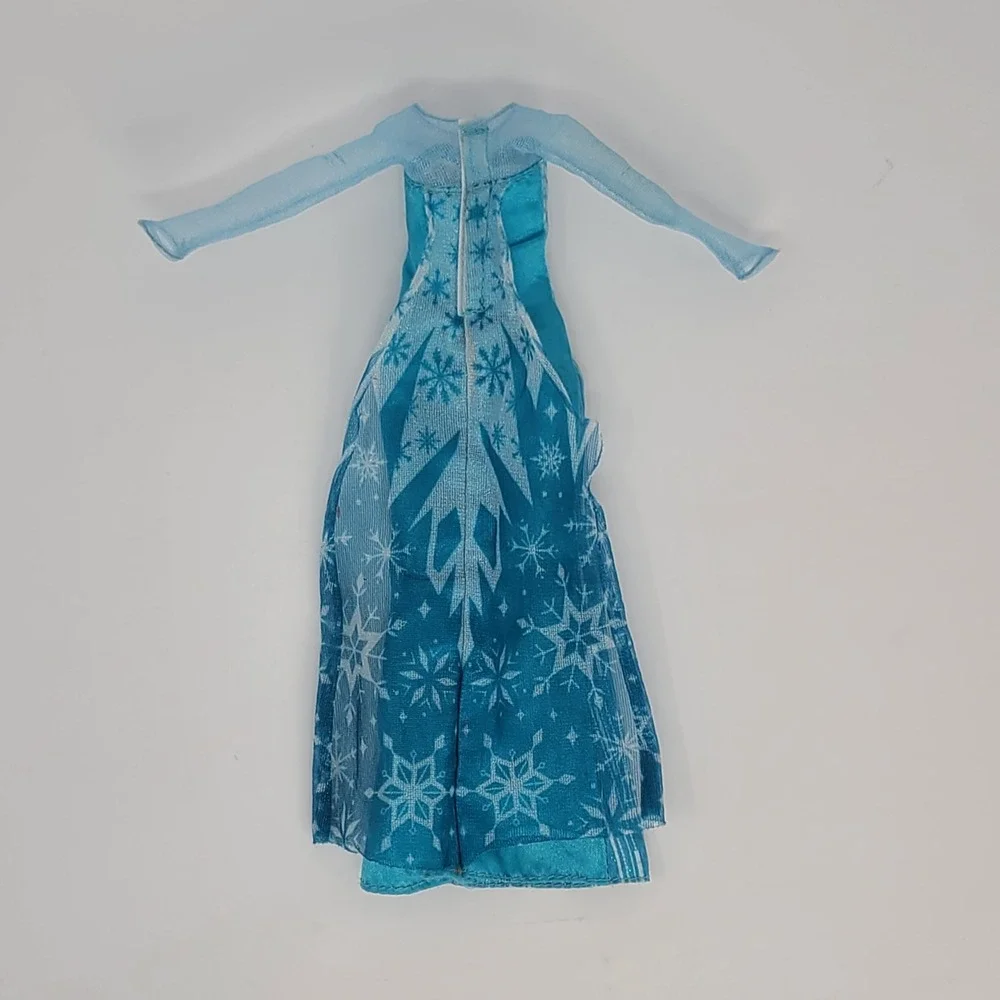 Disney Frozen Elsa 11.5 inch Doll Gown Blue Snowflake Sparkle Dress Fashion Good